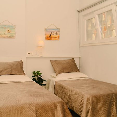 Studio Flat In Heart Of Tirana Exterior foto